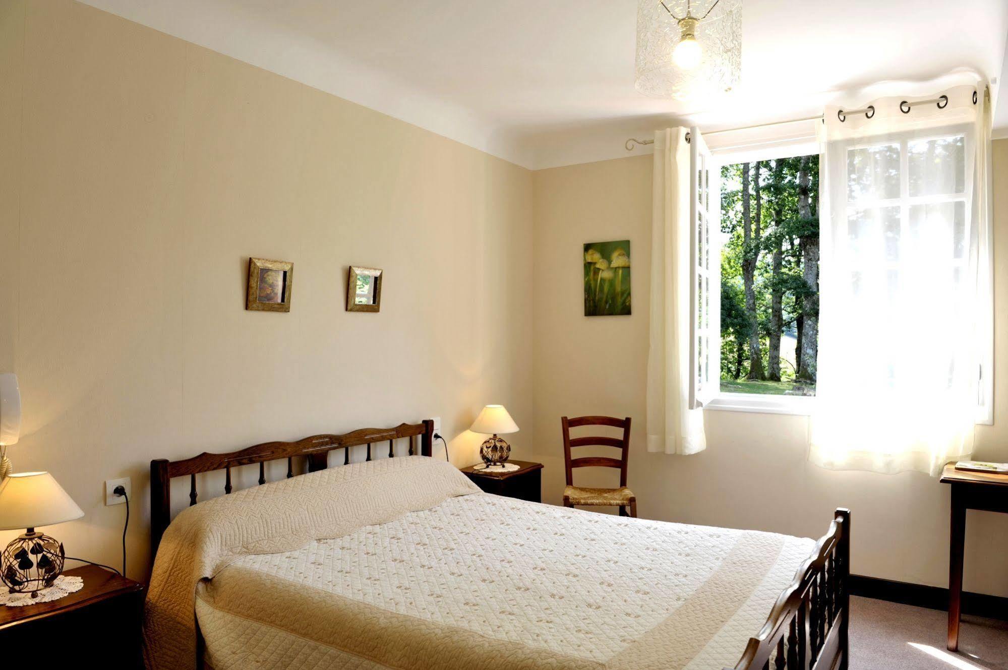 Logis Hotel St Sylvestre Aldudes 외부 사진